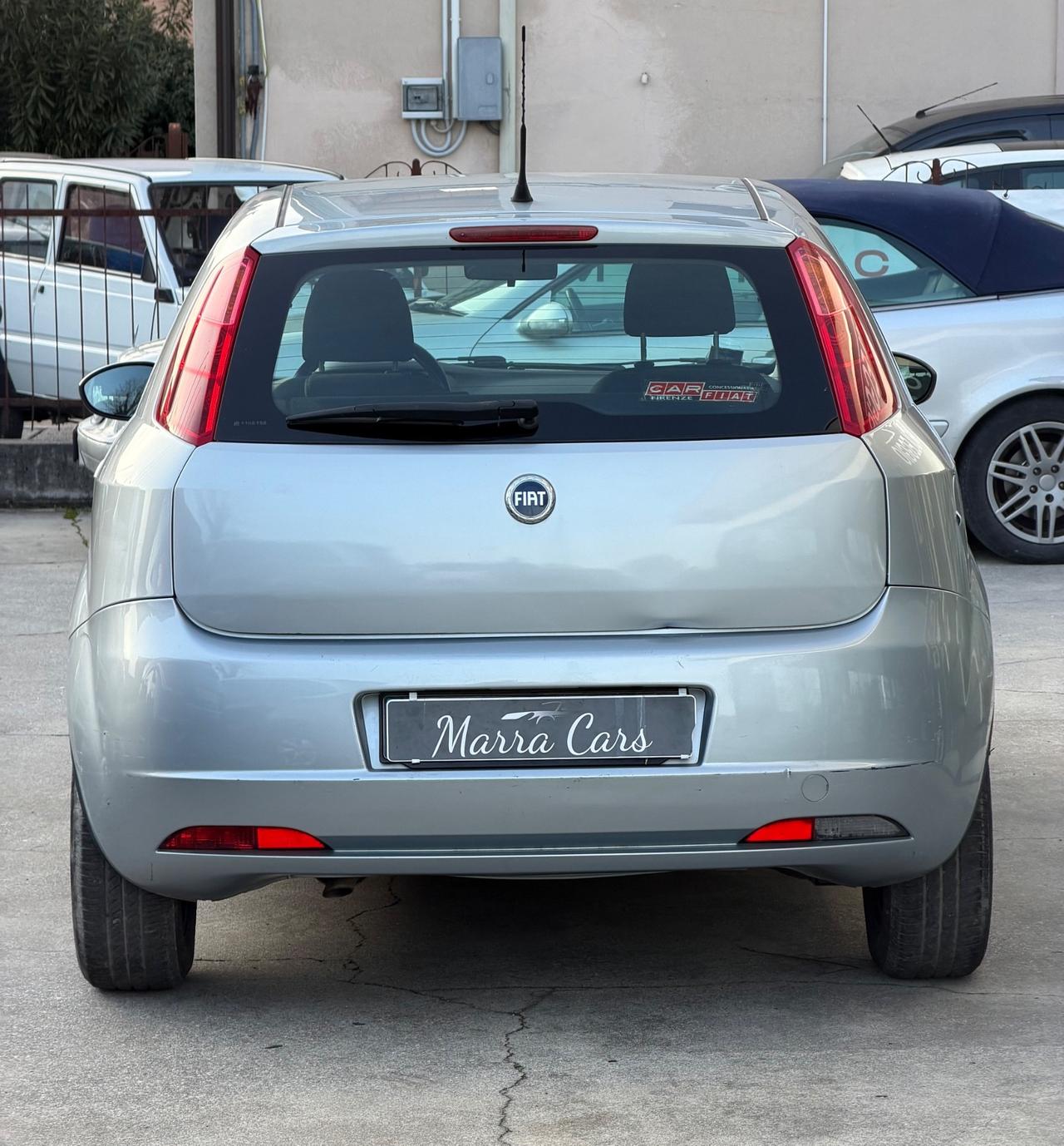 Fiat Grande Punto 1.4 5 porte Dynamic- Neopatentati