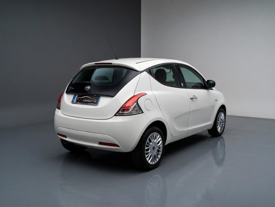 Lancia Ypsilon 1.2 69 CV GPL Ecochic Gold 2016