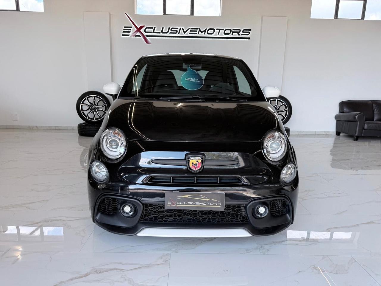 Abarth 695 1.4 t-jet 70th Essesse 180cv auto