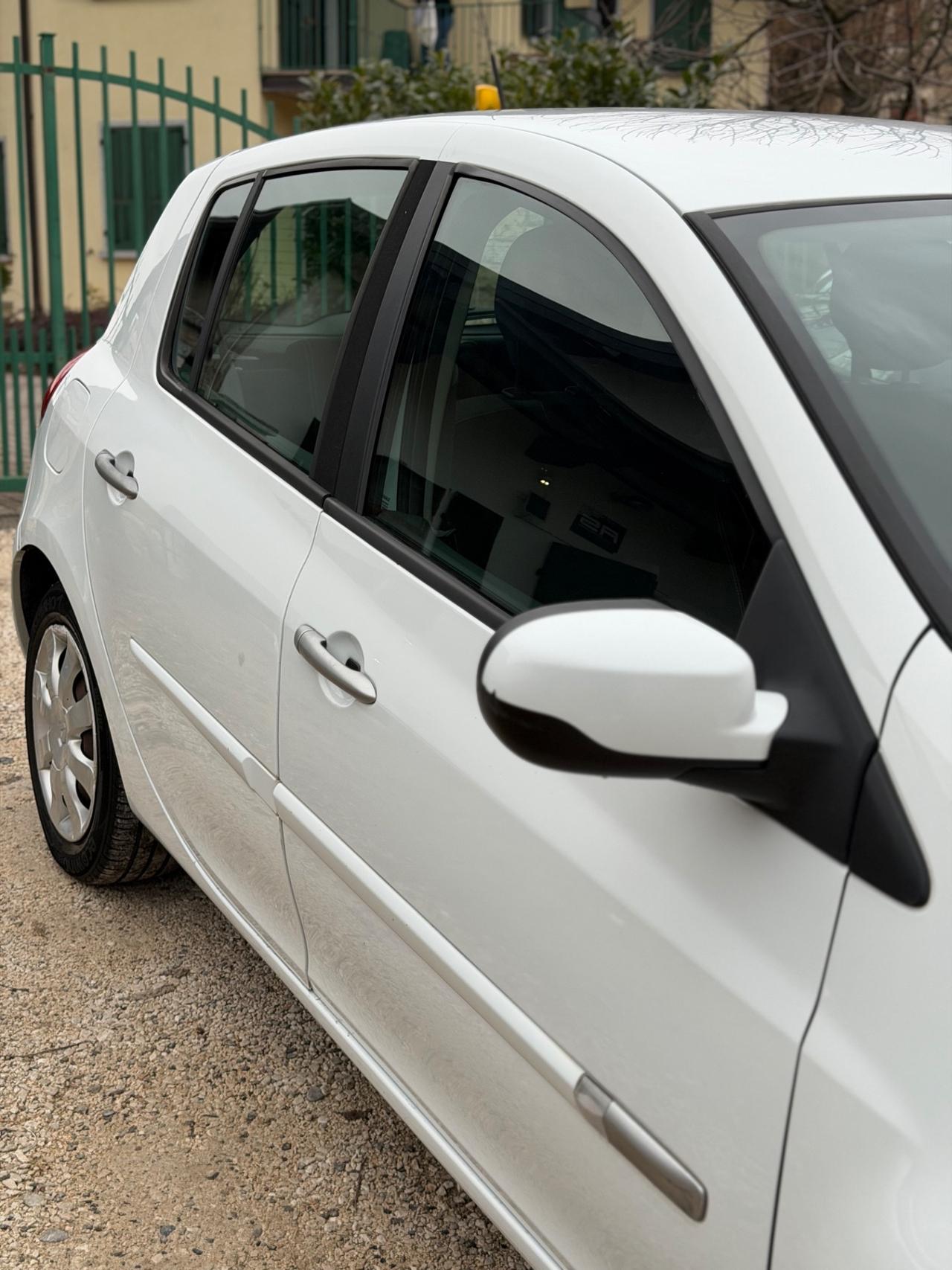 Renault CLIO 1.2 16V 5P GPL 2032 DYNAMIQUE NEOPAT