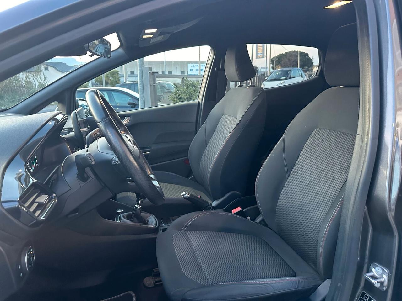 Ford Fiesta 1.5 TDCi 5 porte ST-Line