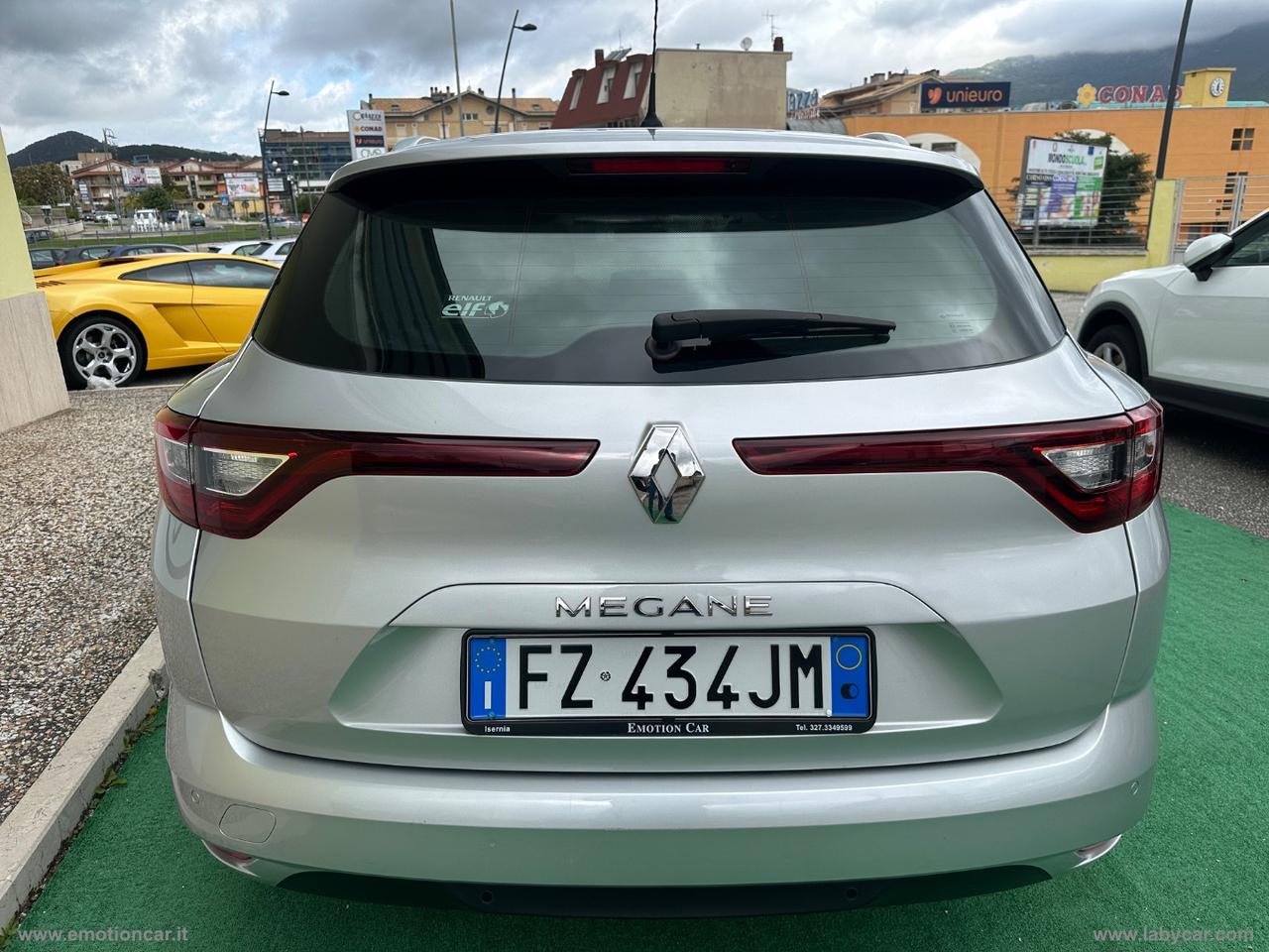 RENAULT Mégane Sporter Blue dCi 115CV EDC Bus. - 2019