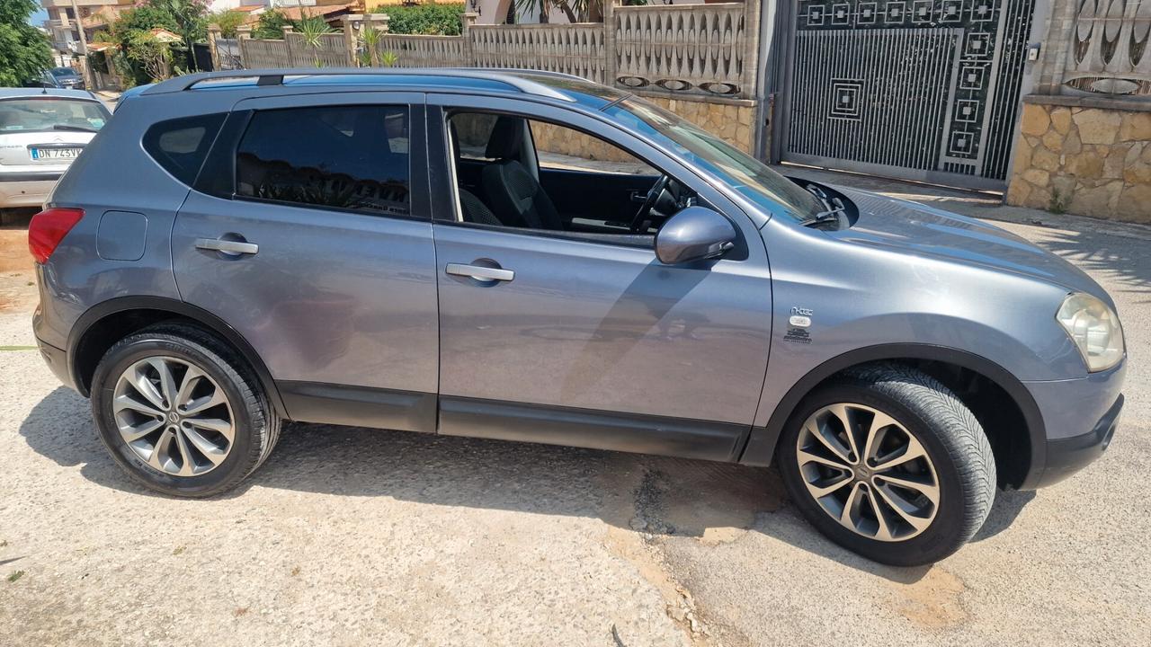 Nissan Qashqai 2.0 dCi DPF Tekna