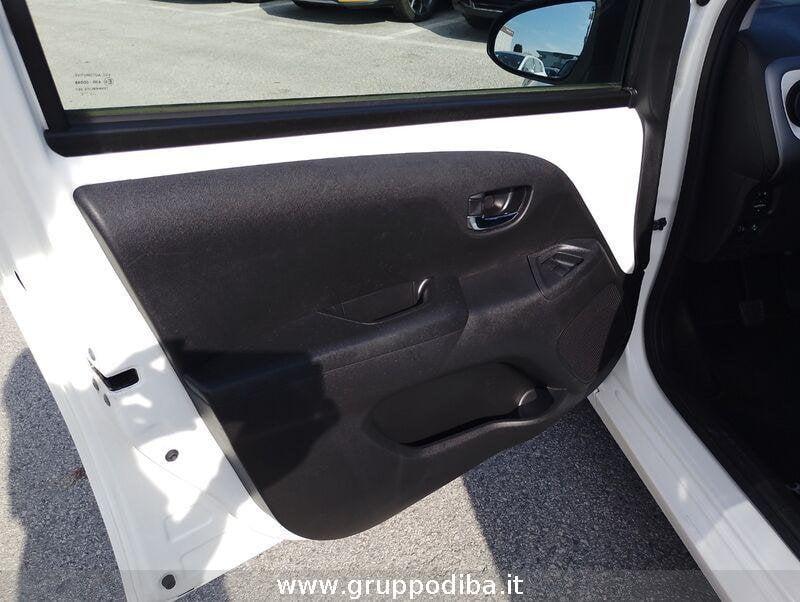 Toyota Aygo II 2018 5p 5p 1.0 x-business 72cv