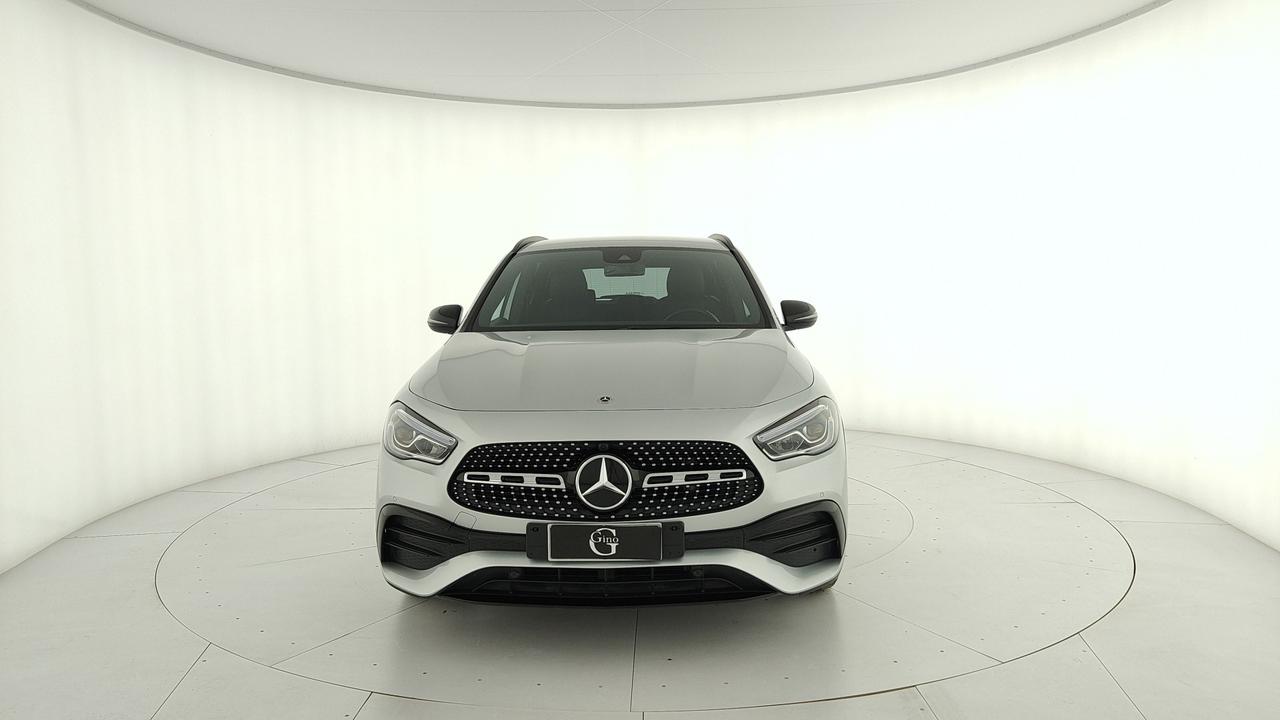 Mercedes-Benz GLA 180 d Premium auto