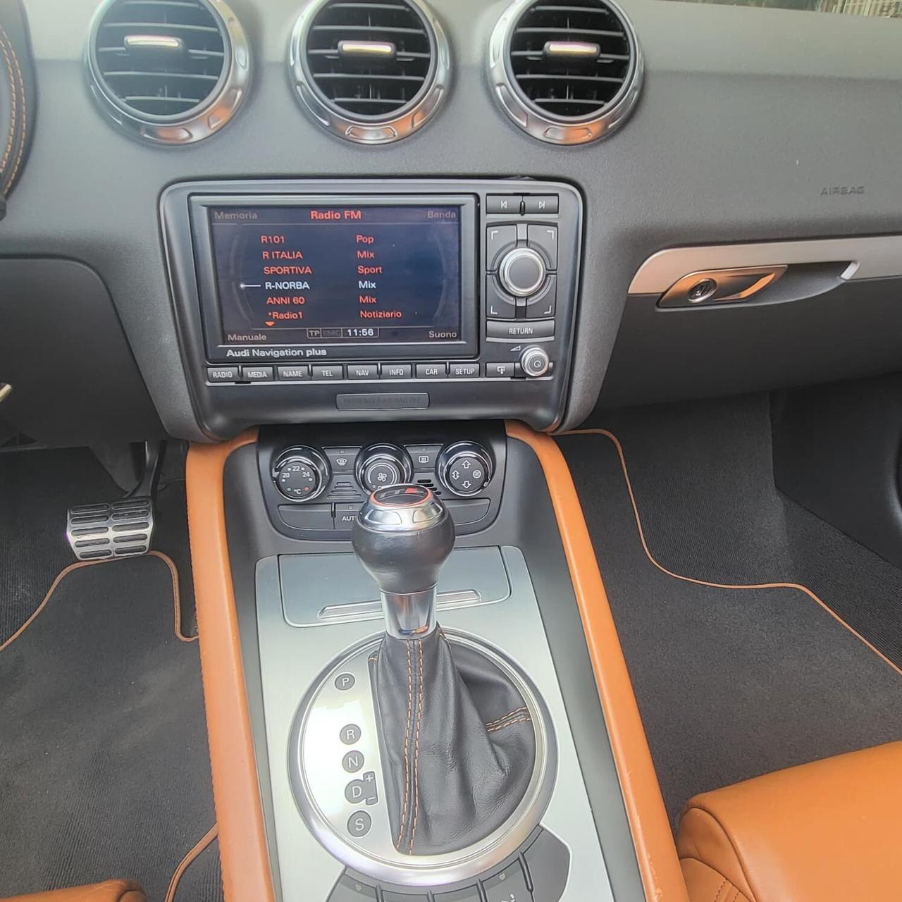 Audi TT TTS Roadster 2.0 272 CV TFSI quattro S tronic