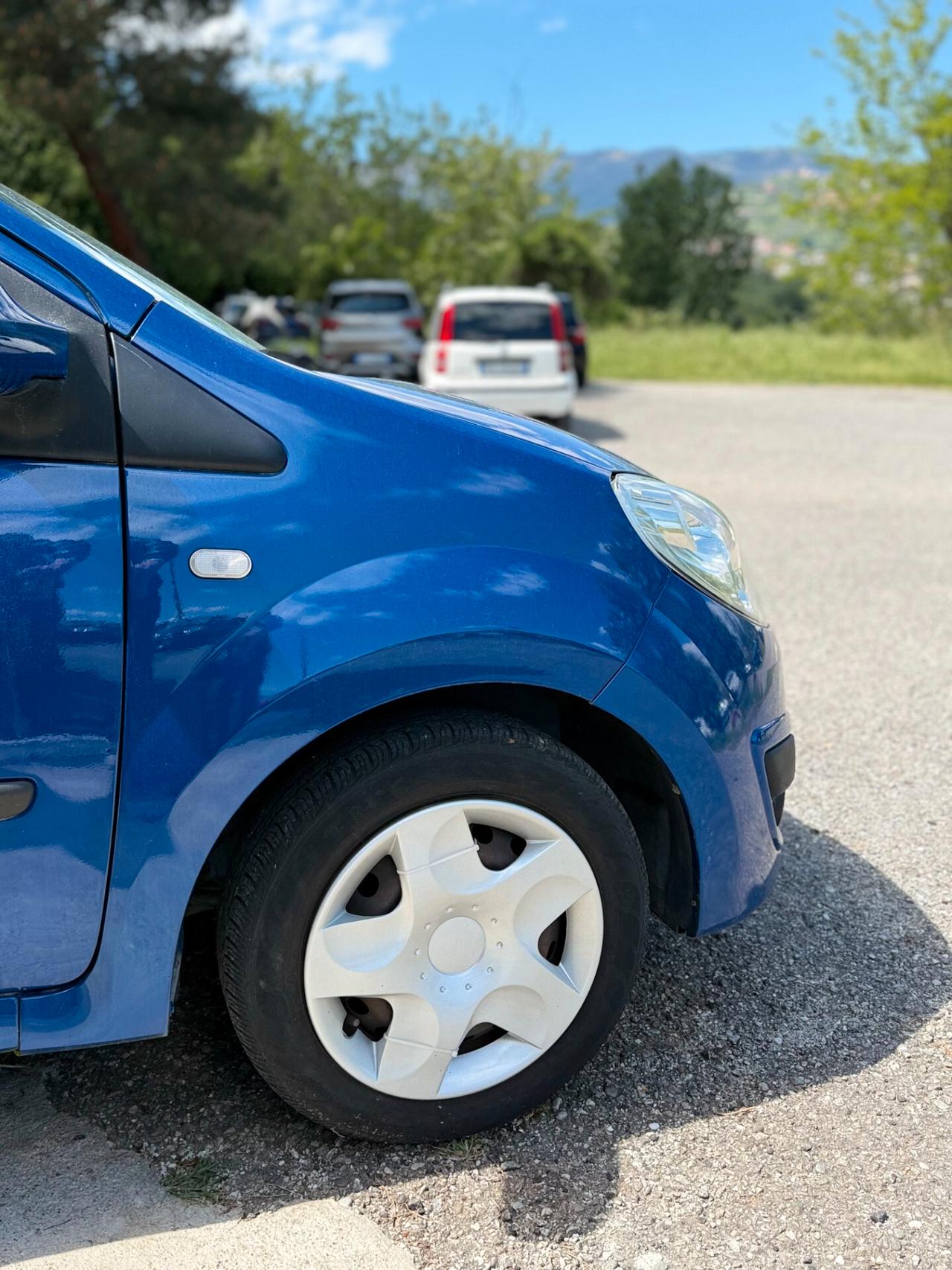 Renault Twingo 1.2 8V Confort