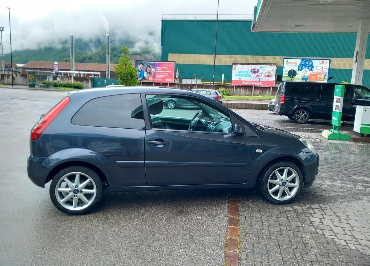 Ford Fiesta 1.6 TDCi 3p. S EURO 4
