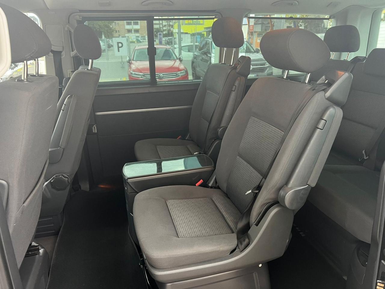 Volkswagen Multivan 2.5 TDI/130CV Comfortline 7 Posti