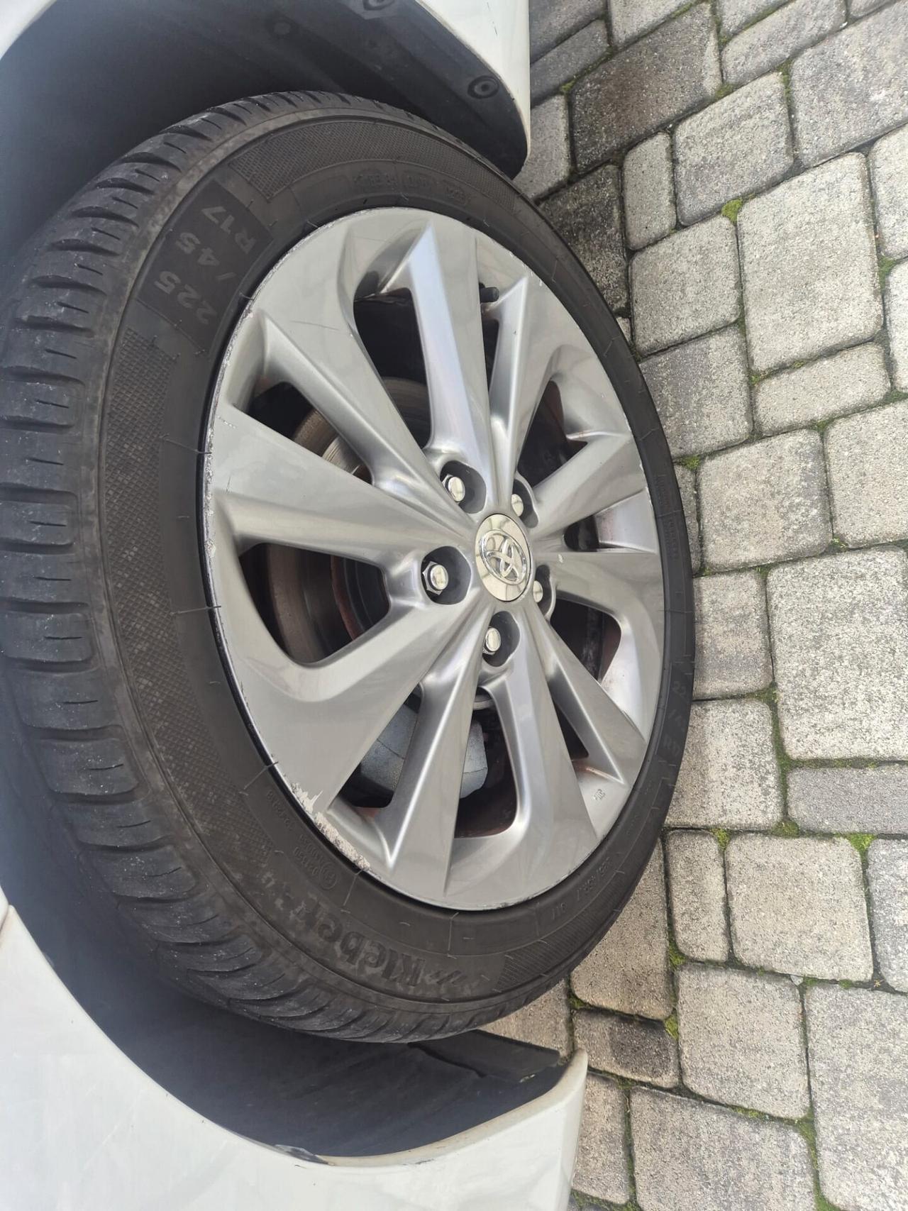 Toyota Auris Touring Sports 1.8 Hybrid Active 100CV