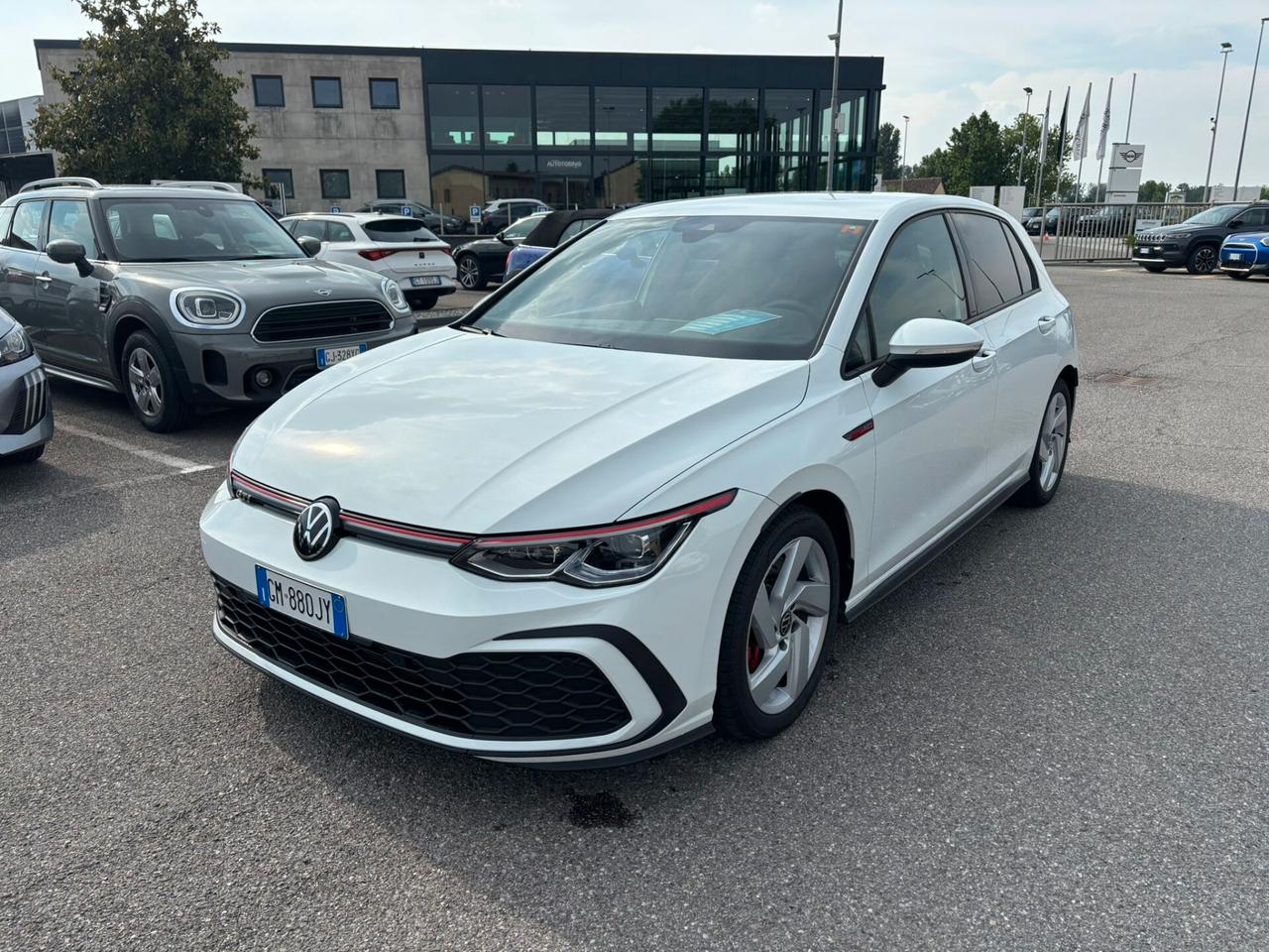 Volkswagen Golf VIII 2.0 TSI GTI – benzina,
