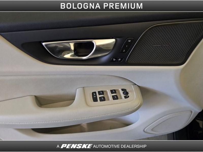 Volvo V60 Cross Country V60 Cross Country B5 AWD automatico Plus