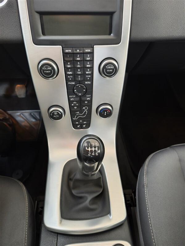 Volvo V50 D2 POLAR !!! 130.000 !!!