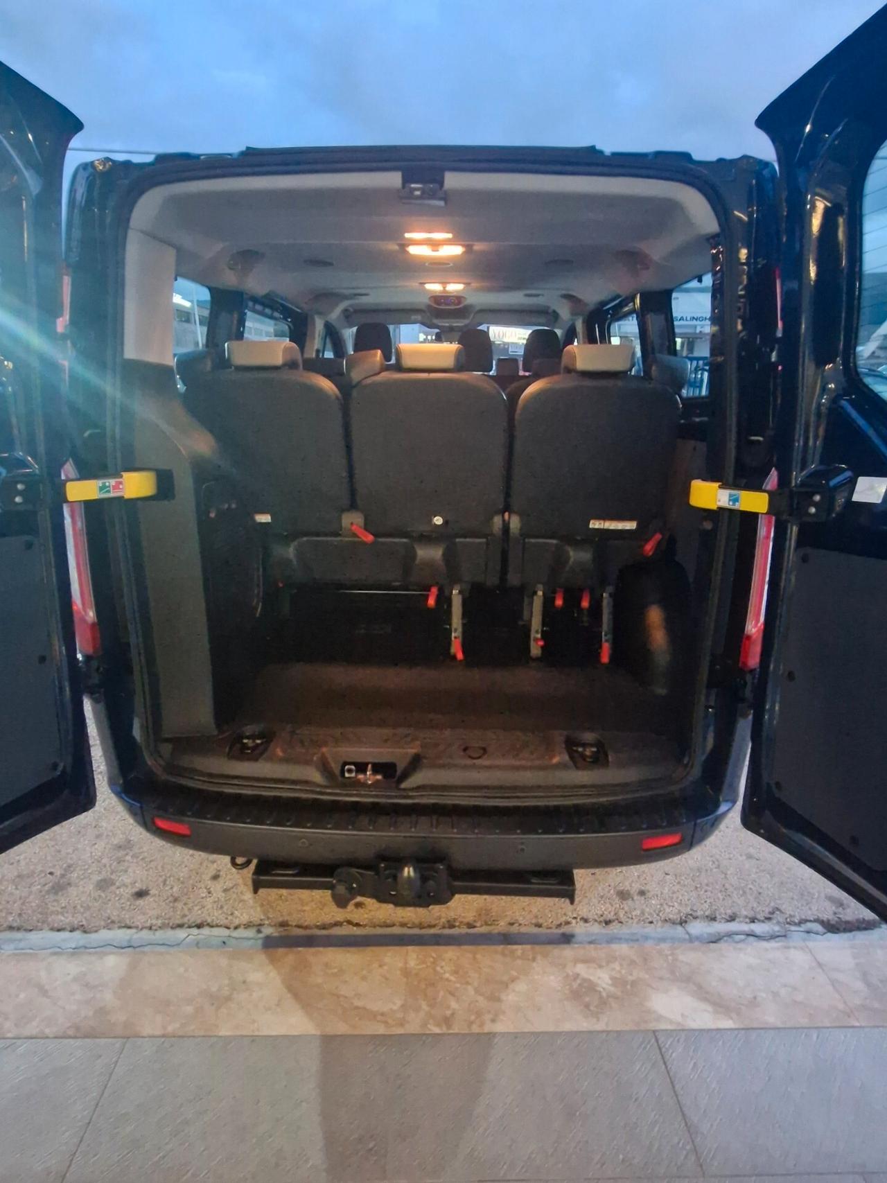 Ford Tourneo Custom 320 2.0 TDCi 130CV PC Trend