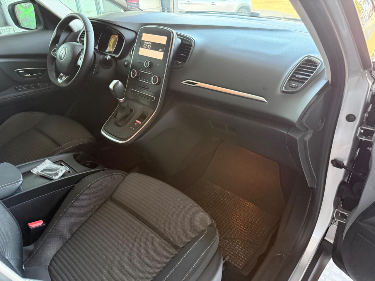 Renault Scenic Scénic dCi 8V 110 CV EDC Energy Sport Edition2
