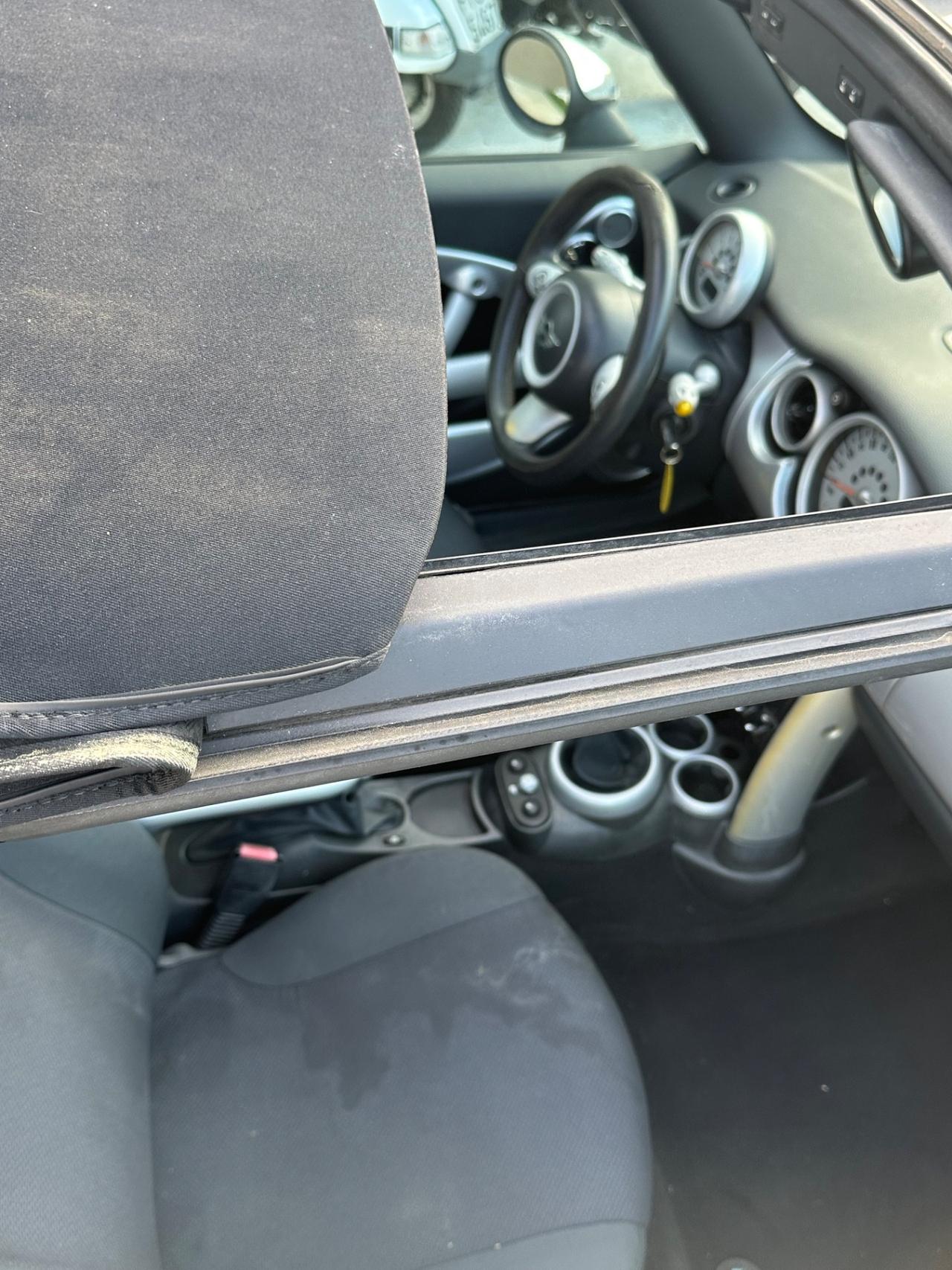 Mini 1.6 16V One Sidewalk Cabrio
