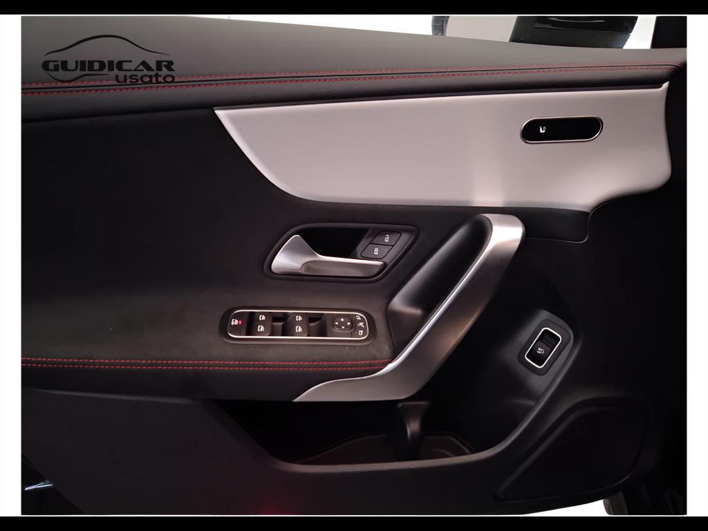 Mercedes-Benz CLA Sh.Brake - X118 2023 - CLA Shooting Brake 180 d AMG Line Advanced Plus auto