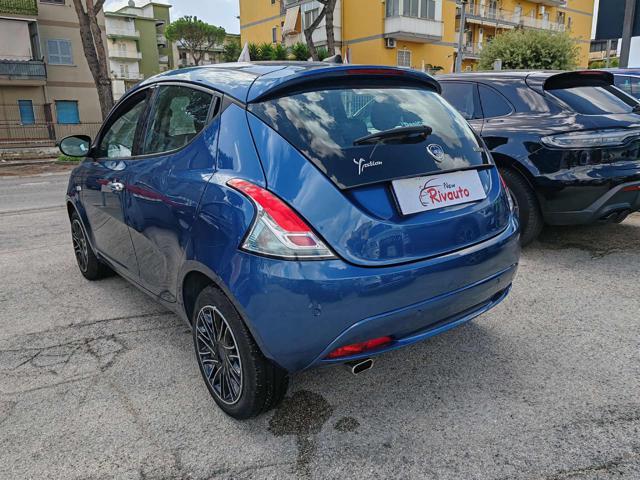 LANCIA Ypsilon 1.0 FireFly 5 porte S&S Hybrid Gold