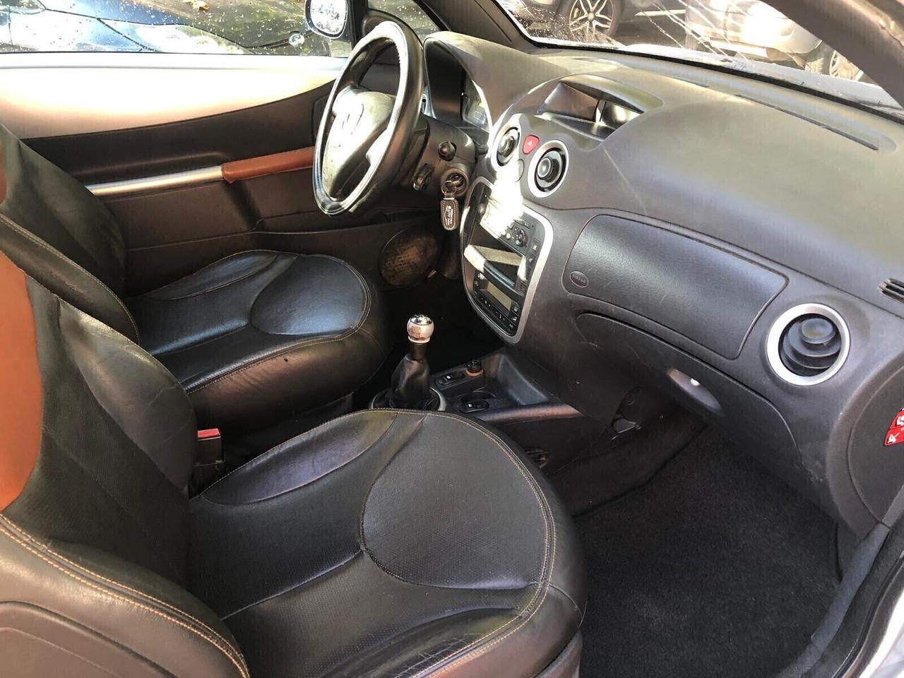 Citroen C3 Pluriel 1.4 HDi 70CV Exclusive