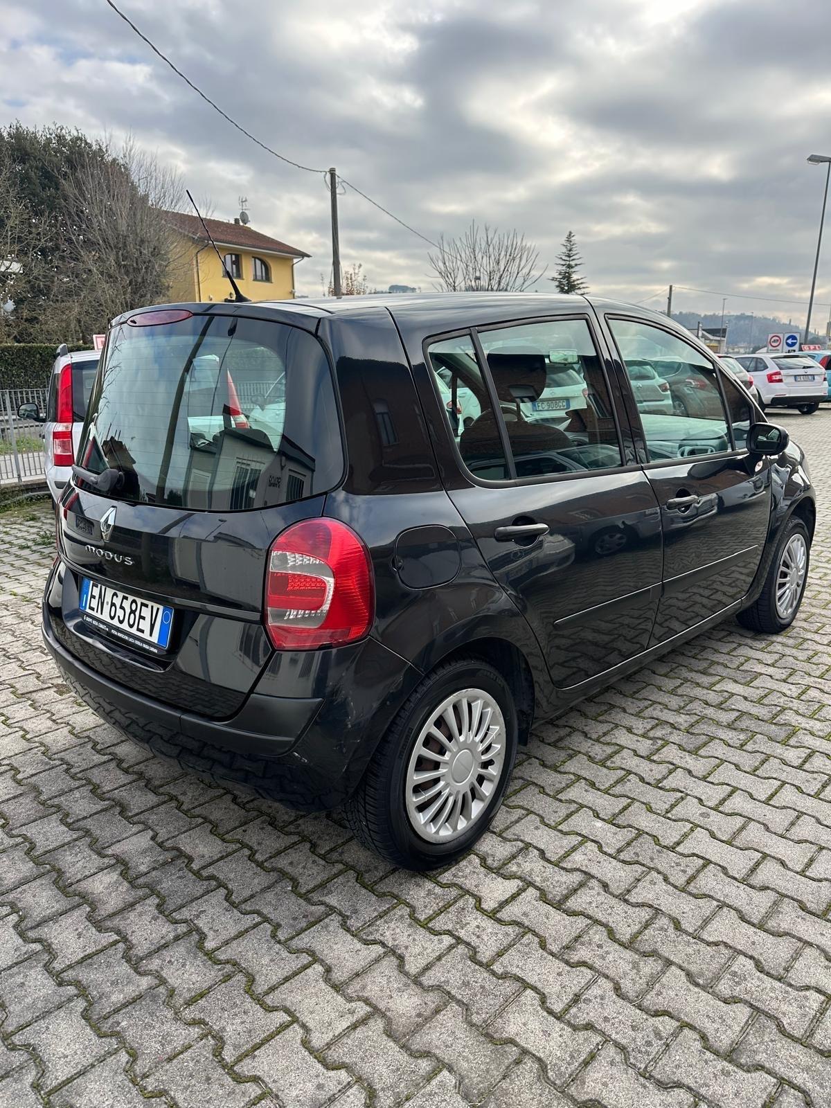 Renault Modus 1.5 dCi 75CV Wave