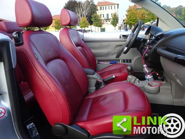 VOLKSWAGEN New Beetle 1.6 Cabrio RED EDITION