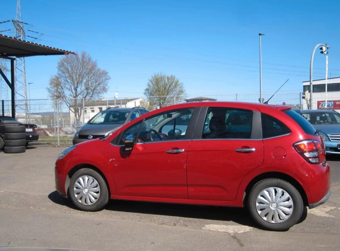 Citroen C3 1.0 VTi 68 Attraction OK neo patentati