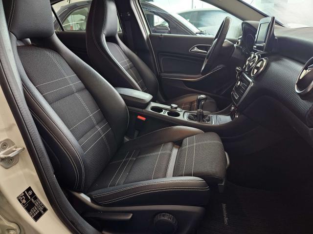 Mercedes-Benz A 180 d Premium my16