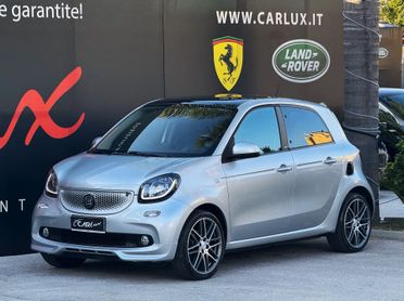 Smart forFour 0.9 T BRABUS 109CV TETTO CAM JBL