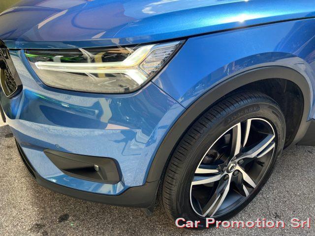 VOLVO XC40 T3 R-design