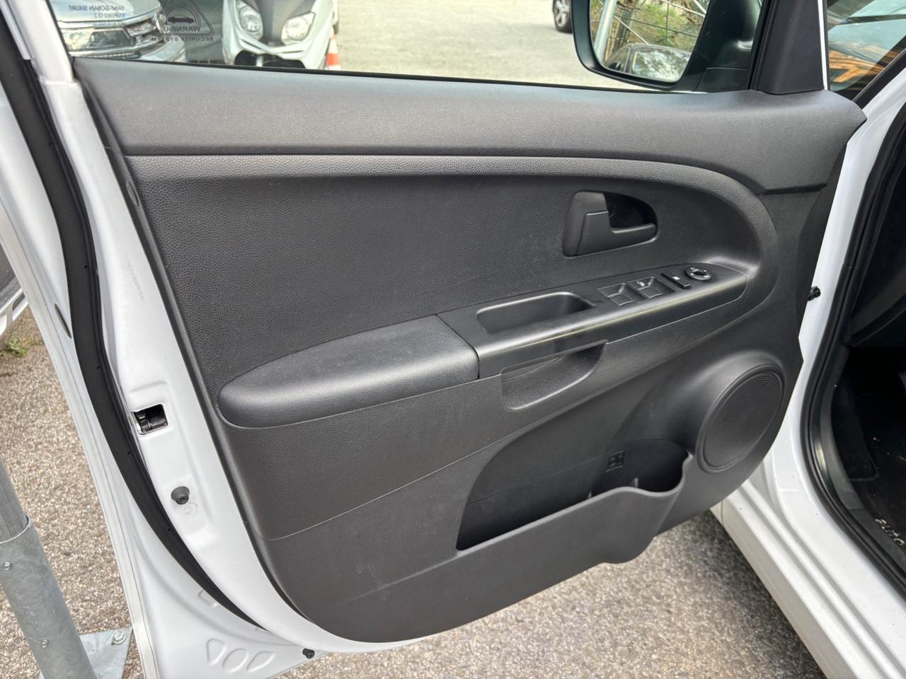 Kia Venga 1.4 benzina OK NEOPATENTATI