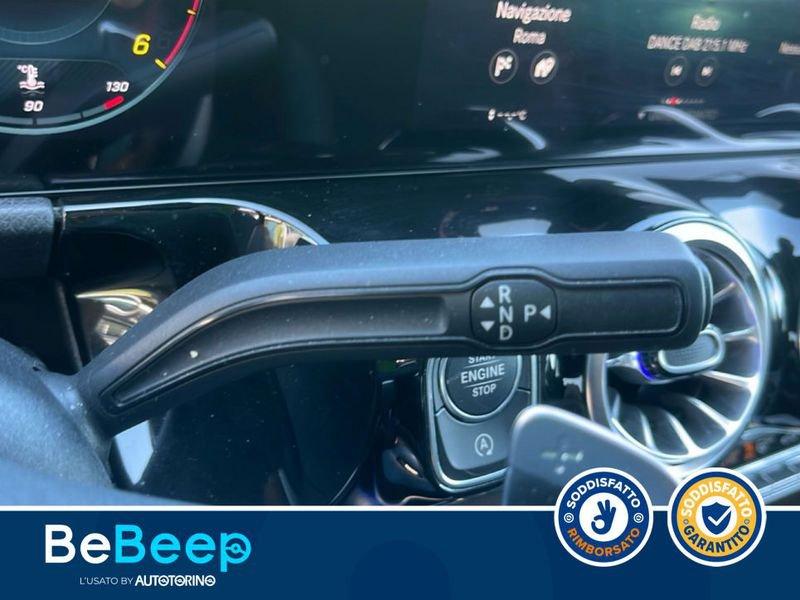Mercedes-Benz GLA 200 D PREMIUM AUTO