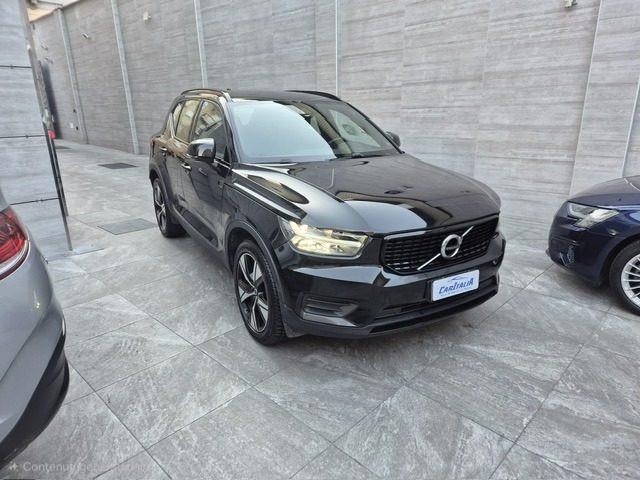 VOLVO XC40 T5 Recharge Plug-in Hybrid R-design