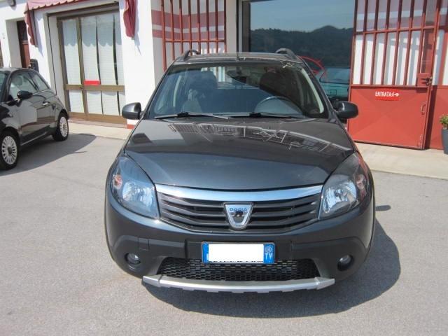 Dacia Sandero Stepway 1.5 dCi 70CV NEOPATENTATI