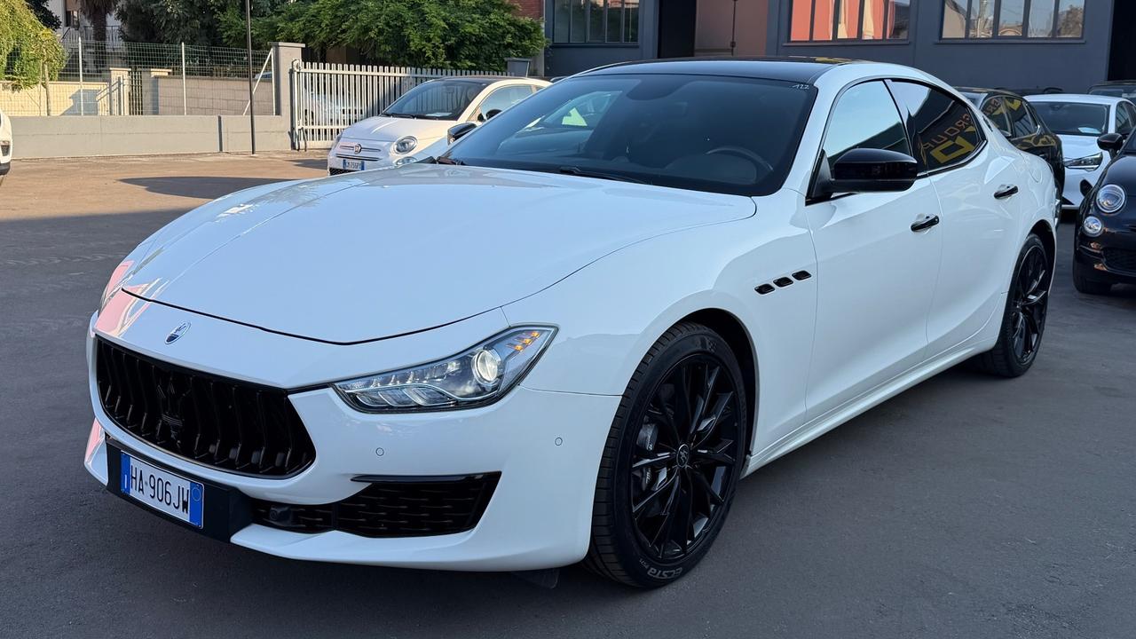 MASERATI GHIBLI 2.0 GT MHEV HYBRID AT8 330 CV - FULL LED, PELLE, SEDILI ELETTRICI