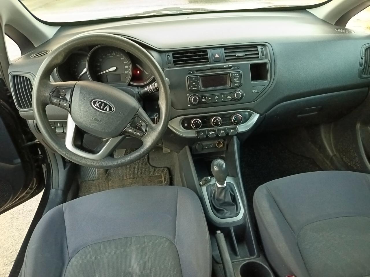 Kia Rio 1.1 CRDi km 145000 Ok neopatentati