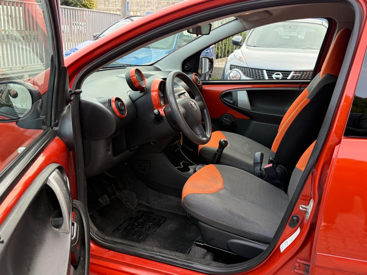 Toyota Aygo 1.0 12V VVT-i 5 porte Tobasco