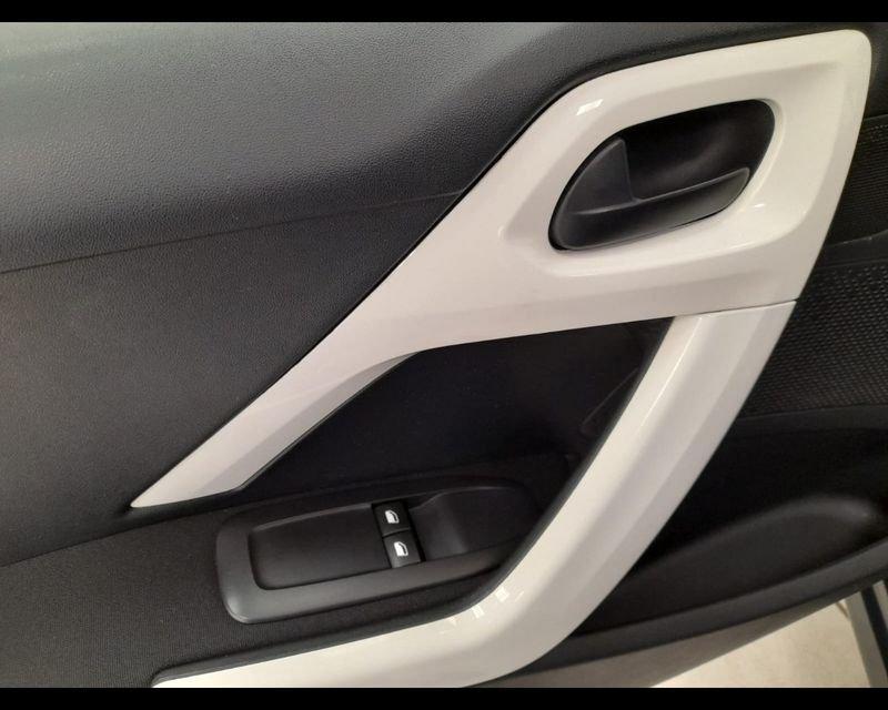 Peugeot 208 I 2015 5p 1.2 puretech Active 68cv