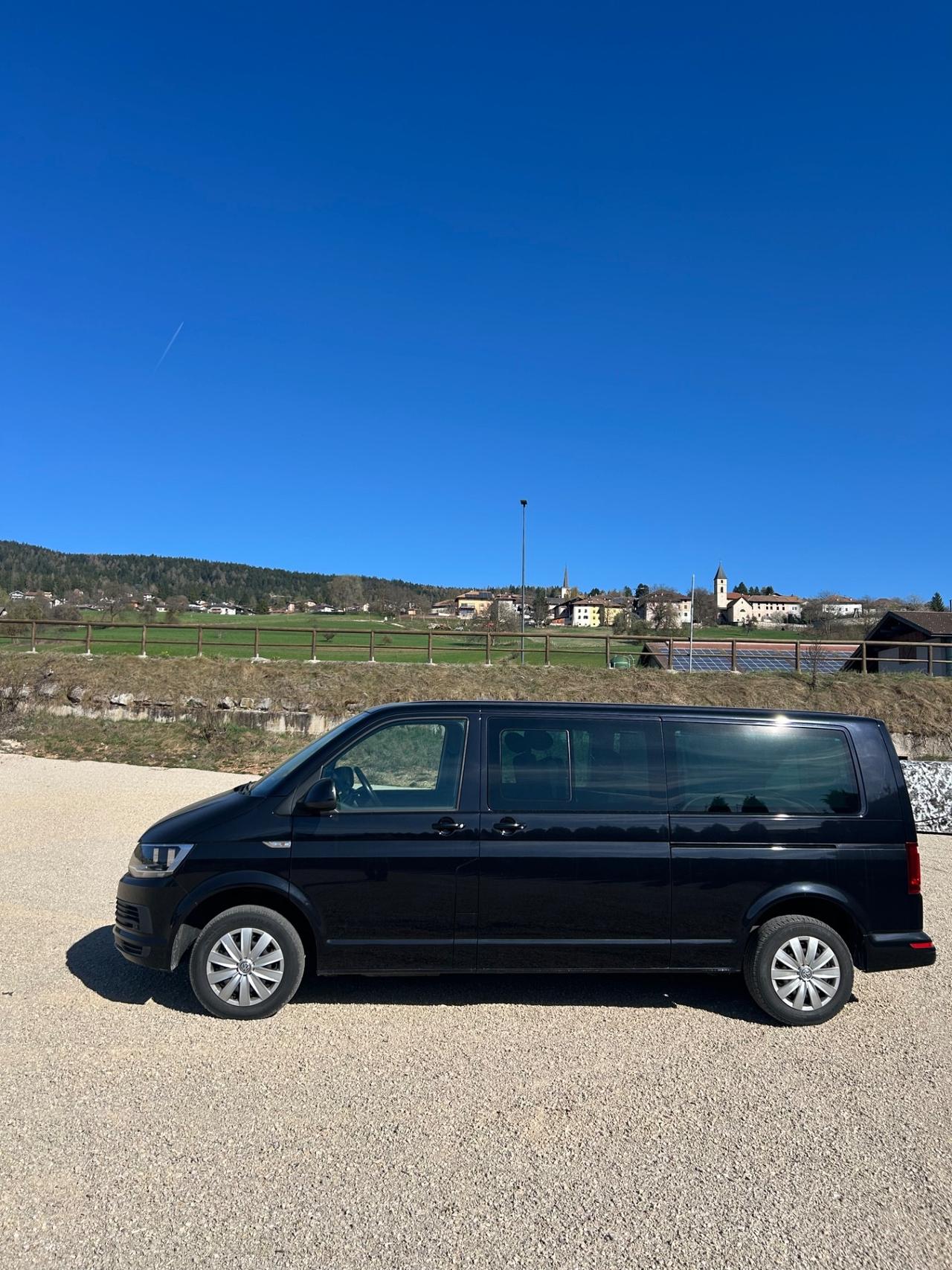 Volkswagen Caravelle 2.0 TDI 150CV DSG 4 Motion PL Comfortline