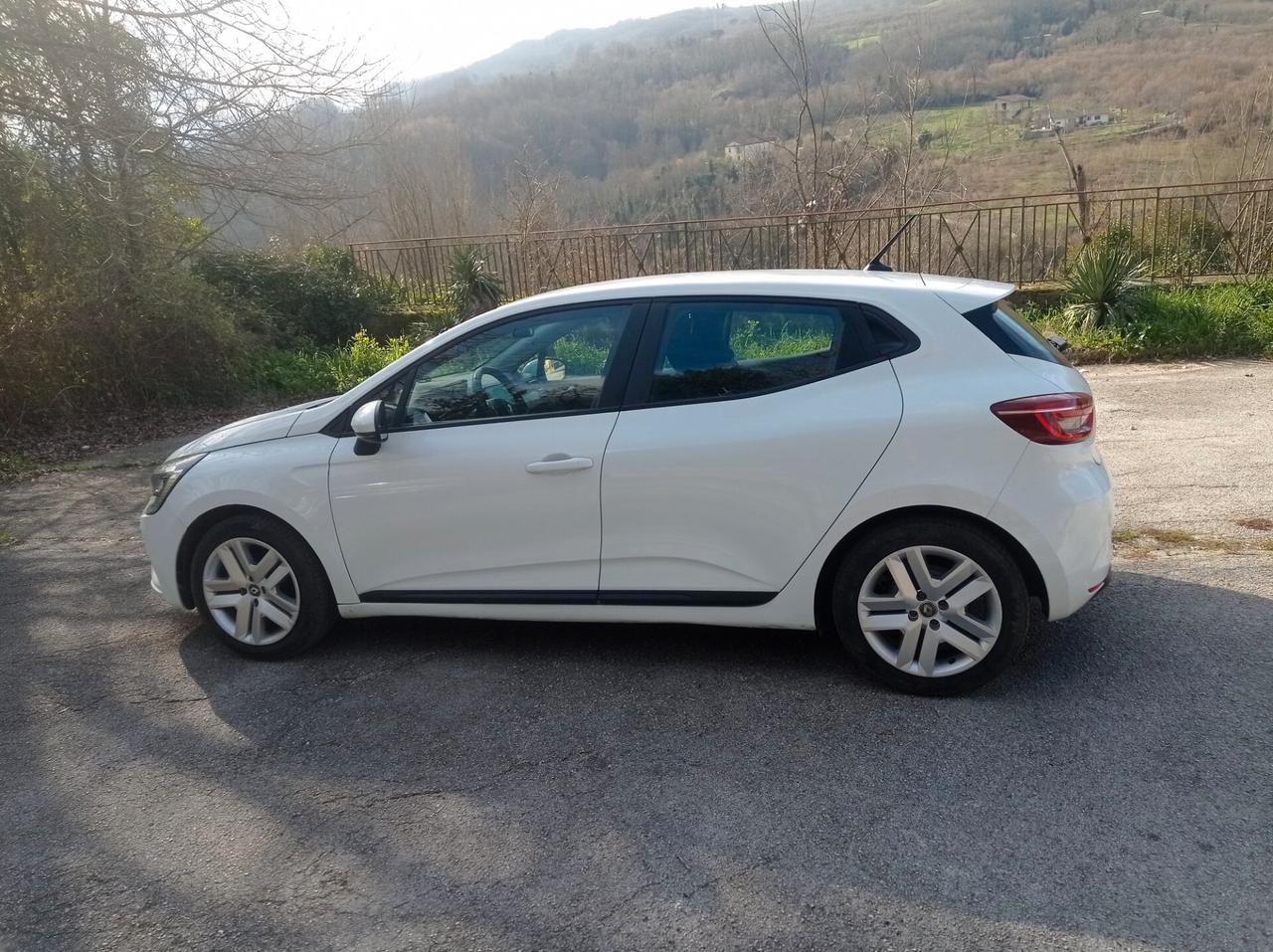 Renault Clio Hybrid E-Tech 140 CV 5 porte Zen