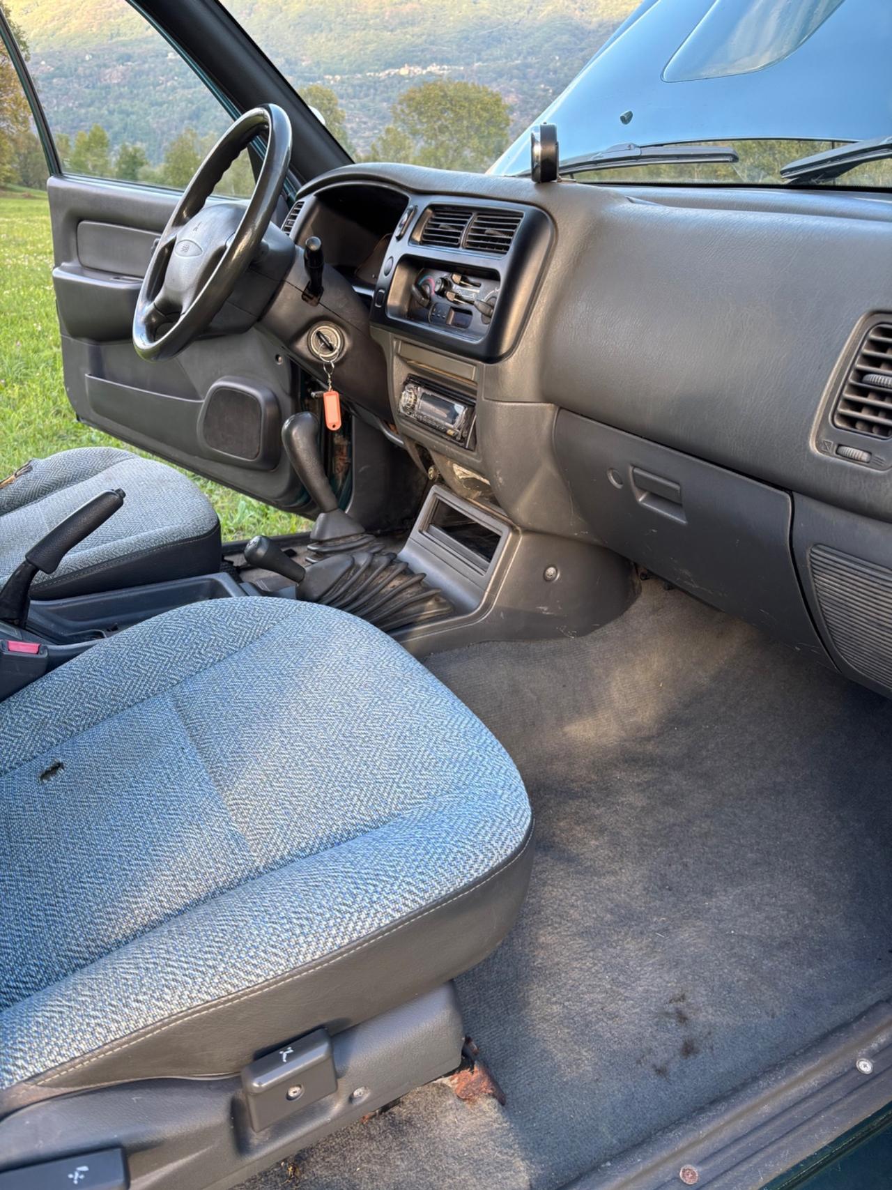 Mitsubishi L200 2.5 AUTOCARRO MOLTISSIMI LAVORI ESEGUITI
