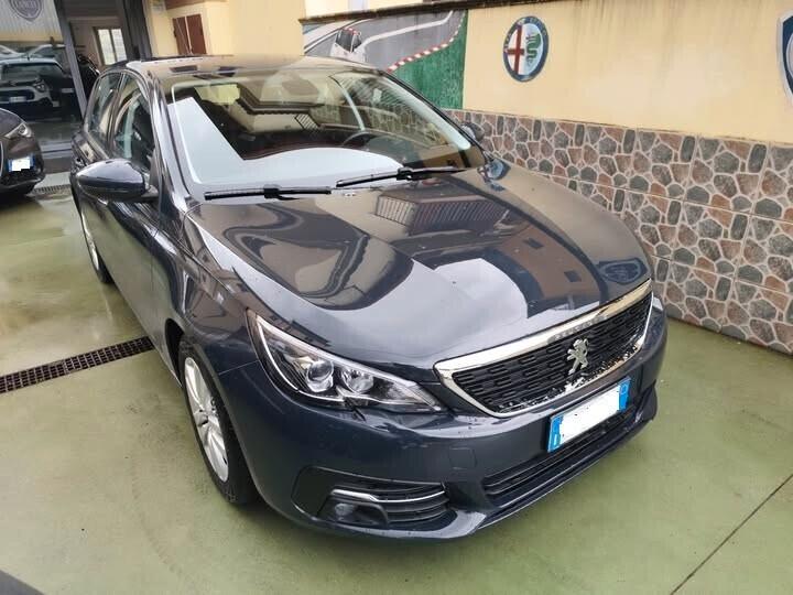Peugeot 308 1.5 Business 130cv - 2018