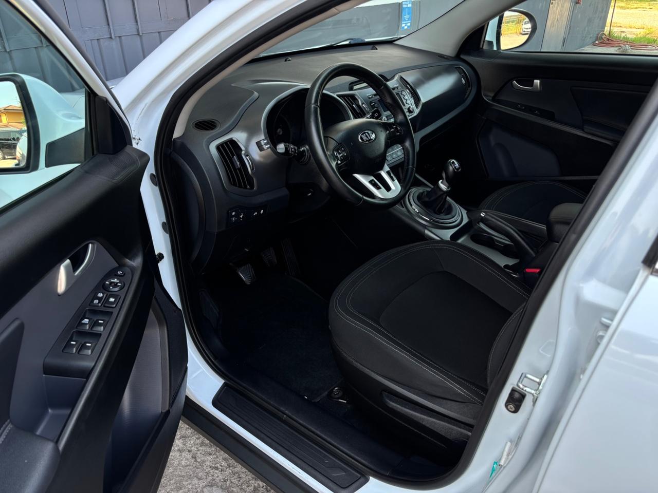 Kia Sportage 1.7 CRDI. Garanzia 12mesi. Neopatentati