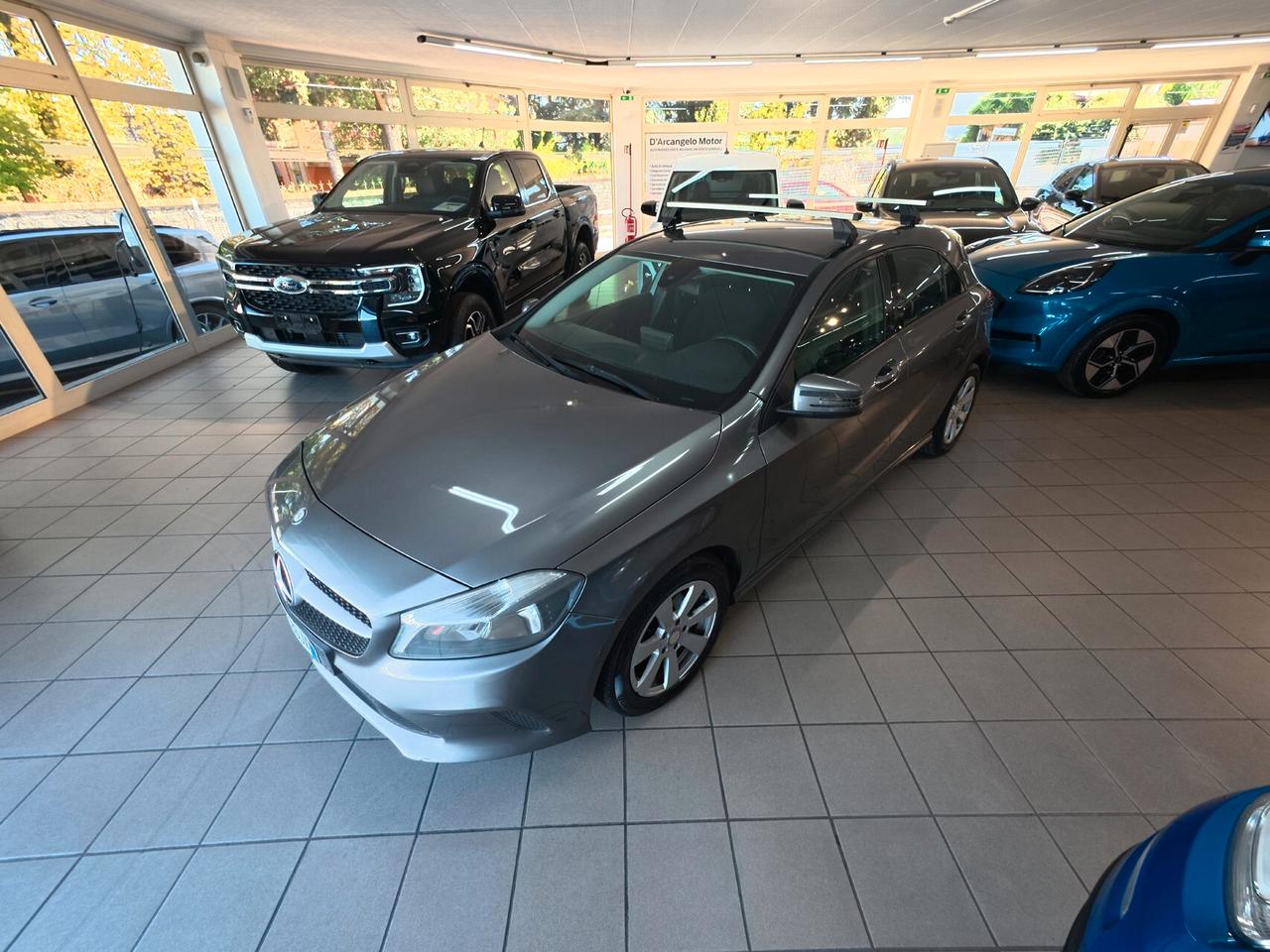 Mercedes-benz A 180 d Premium