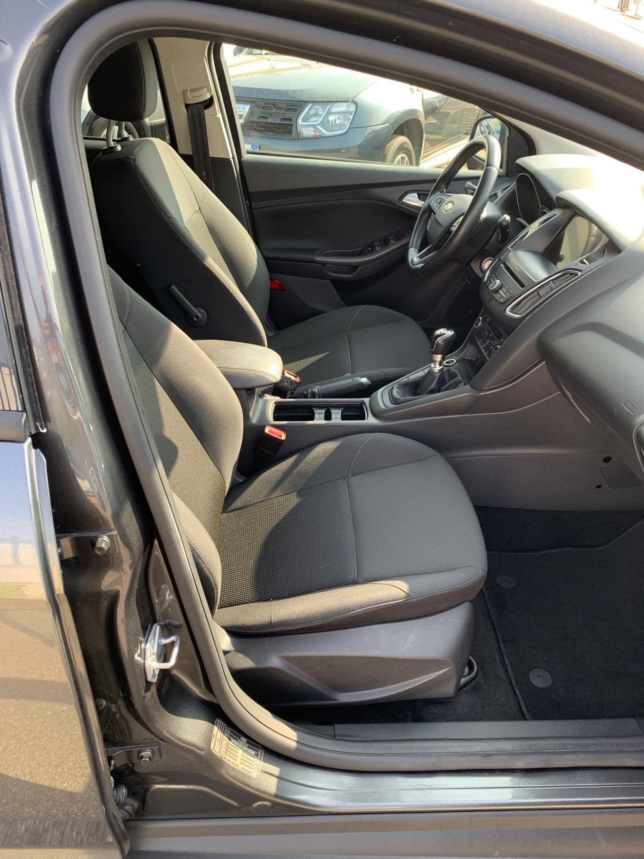 Ford Focus 2.0 TDCi 150 CV SW con 86.000 km