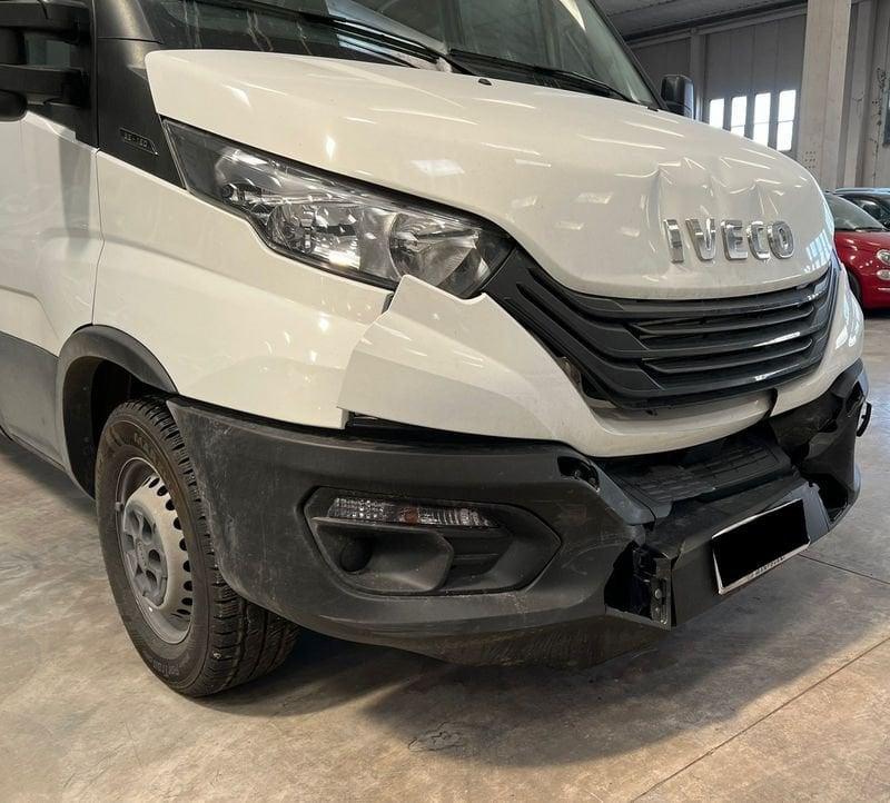 Iveco Daily 35S16V 2.3 HPT PLM-TM Furgone *PREZZO+IVA* *SINISTRATO*