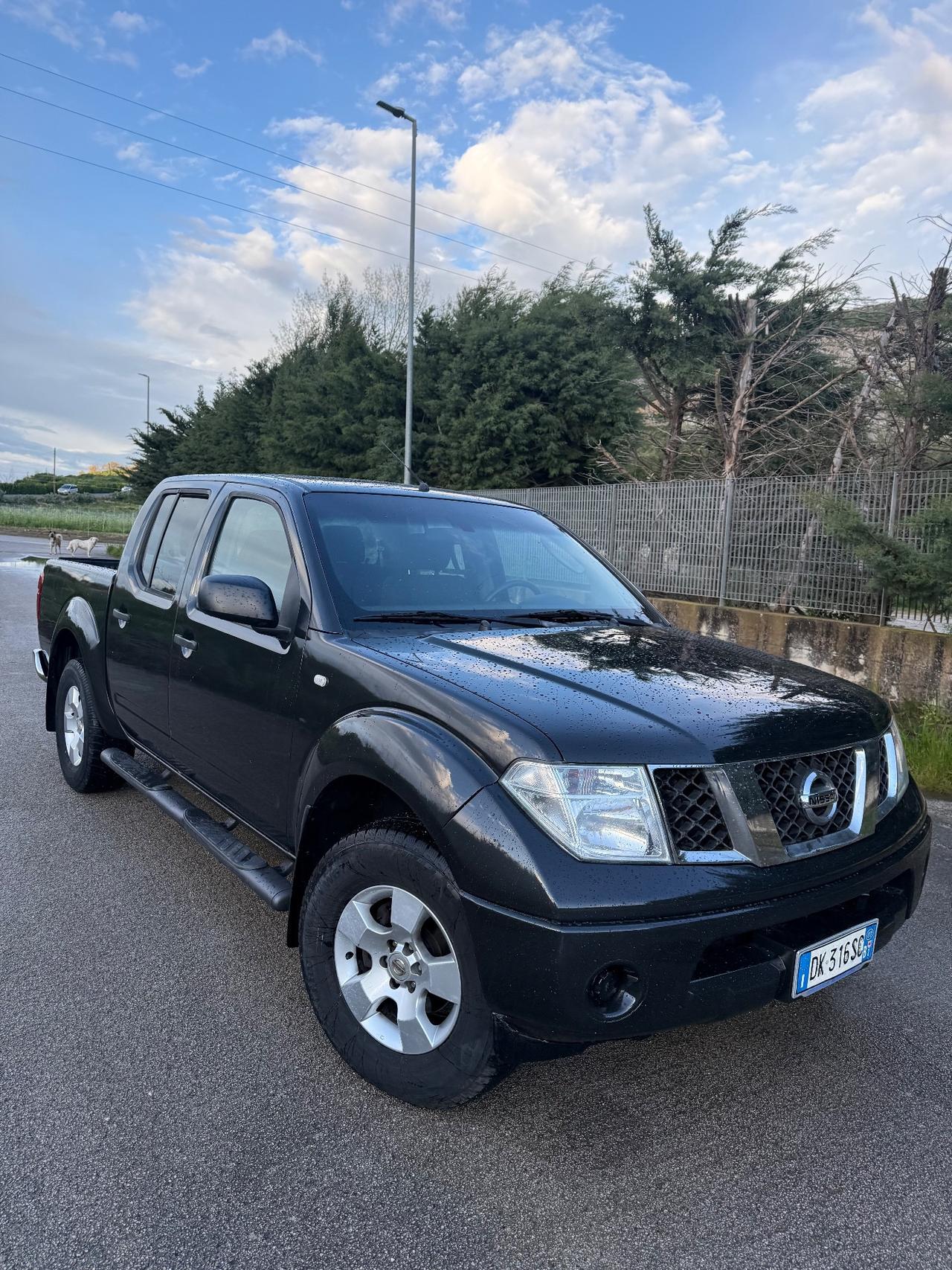 Nissan Navara 2.5 dCi 4 porte Double Cab SE
