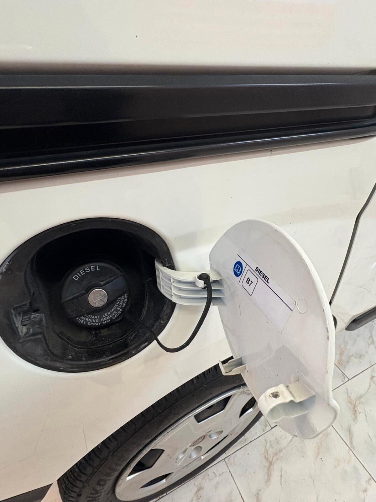 Fiat Fiorino 1.3 MJT 95CV Cargo SX