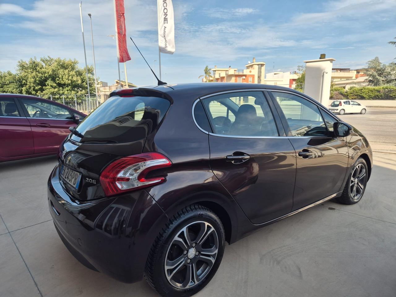 Peugeot 208 1.4 HDi 68 CV 5 porte Access