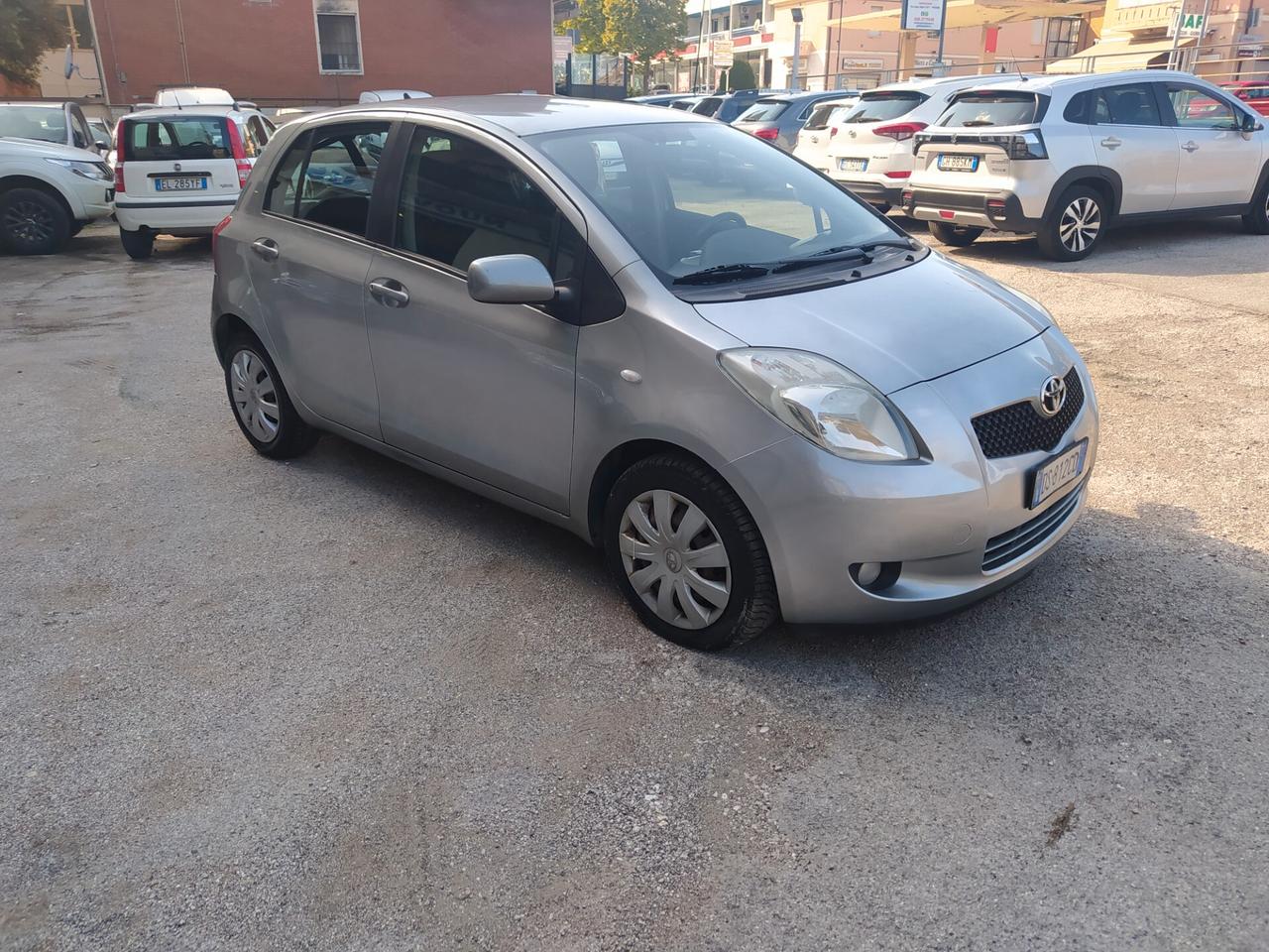 Toyota Yaris 1.3 5 porte Neopatentati