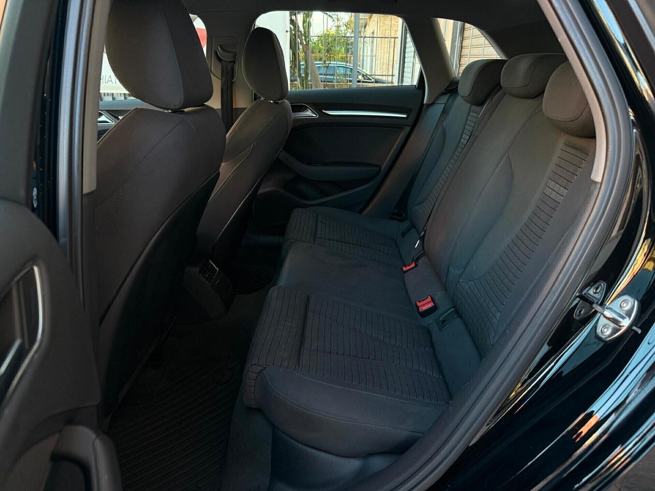 Audi A3 1.6 TDI 116 CV S tronic Sport